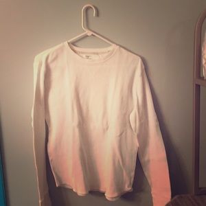 Men’s Gap crewneck shirt